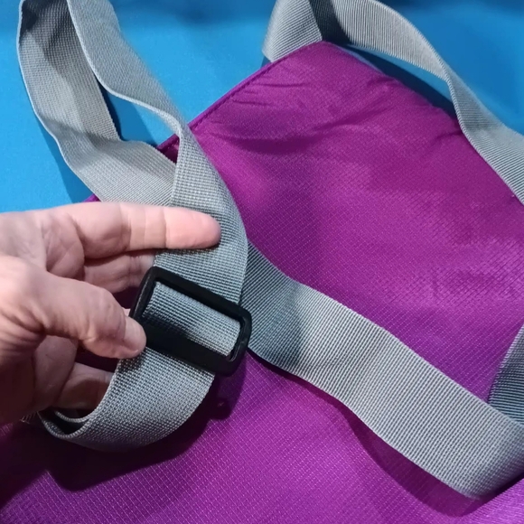 Purple Swiss Gear Crossbody Bag - Picture 6 of 8